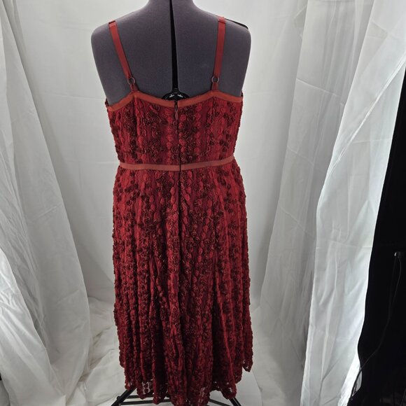 76-19 Torrid Tea Length Brick Rust Sweetheart Lace Roses Dress Size 14 - Picture 8 of 14